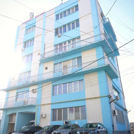 אוטופן Luana Airport Apartments #3 מראה חיצוני תמונה